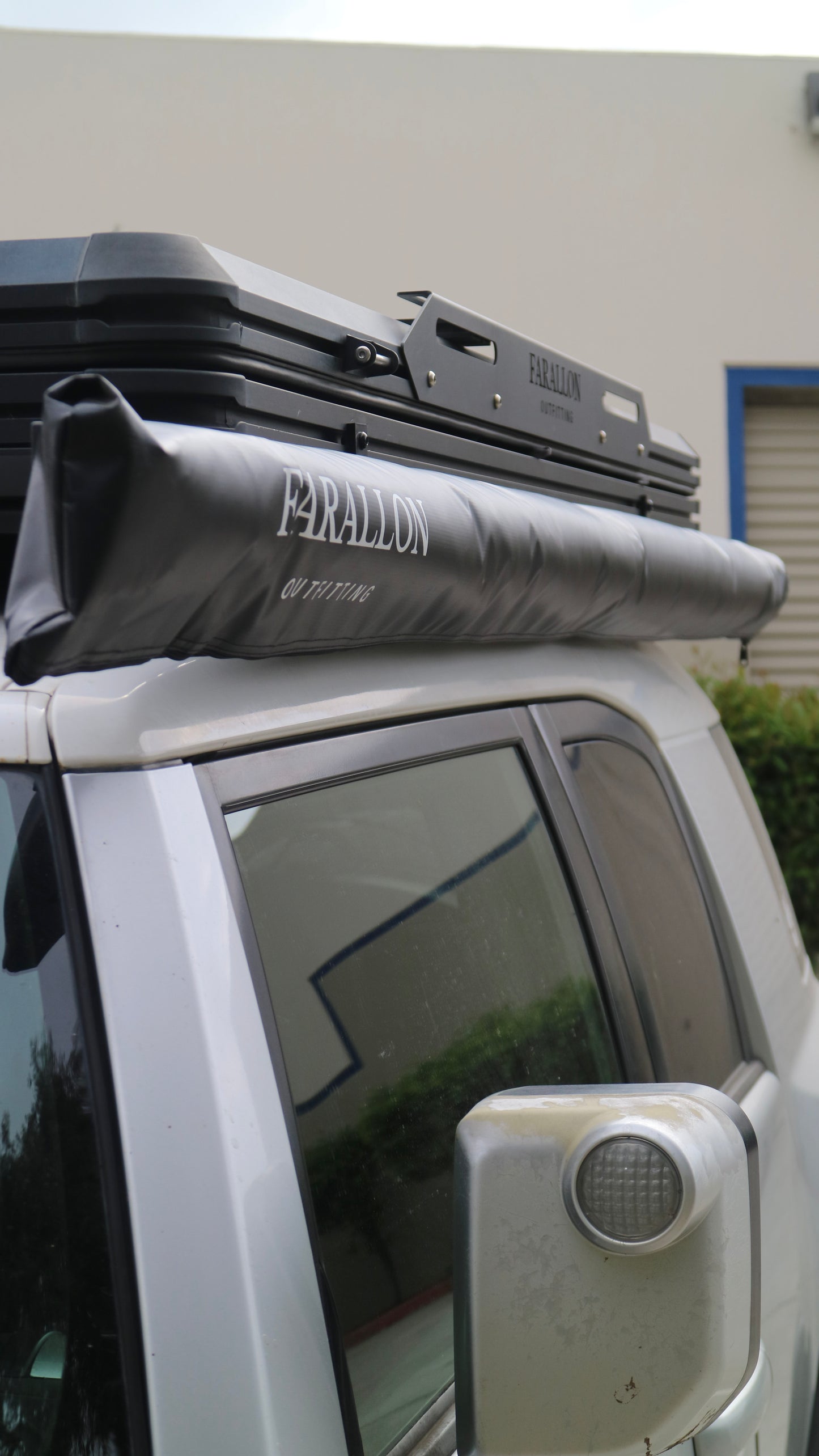 Farallon 8ft awning