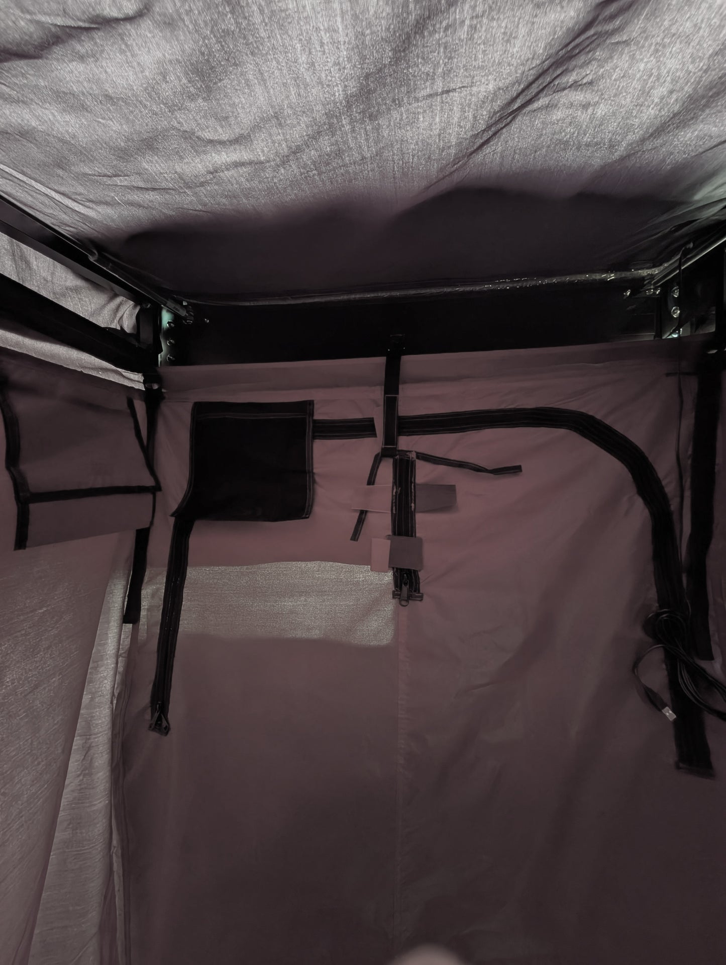 Farallon Shower Room